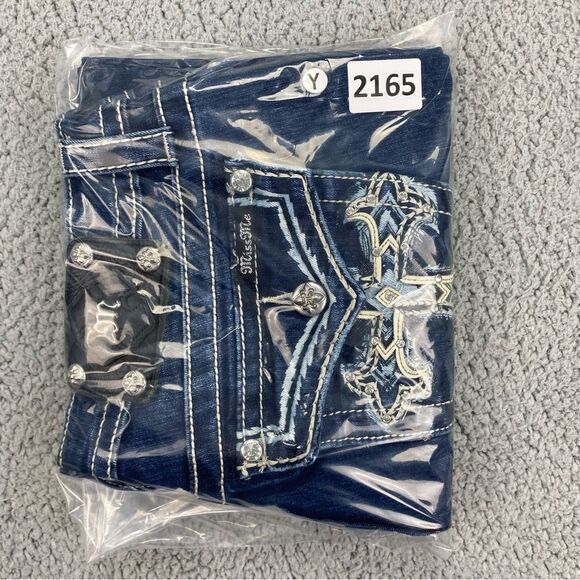 Miss Me Women's Cuffed Capri Thick Stitch Embellished Stretch Jeans  | Size: 29 - Picture 15 of 15